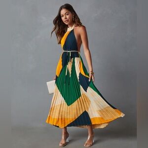 Design Forum,Open-Back, Pleated Dress,Halter,STUNNING,EXCELLENT Cond.,Size Large